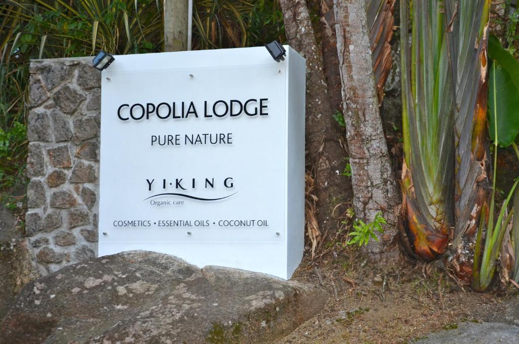 Copolia Lodge Mahé Extérieur photo